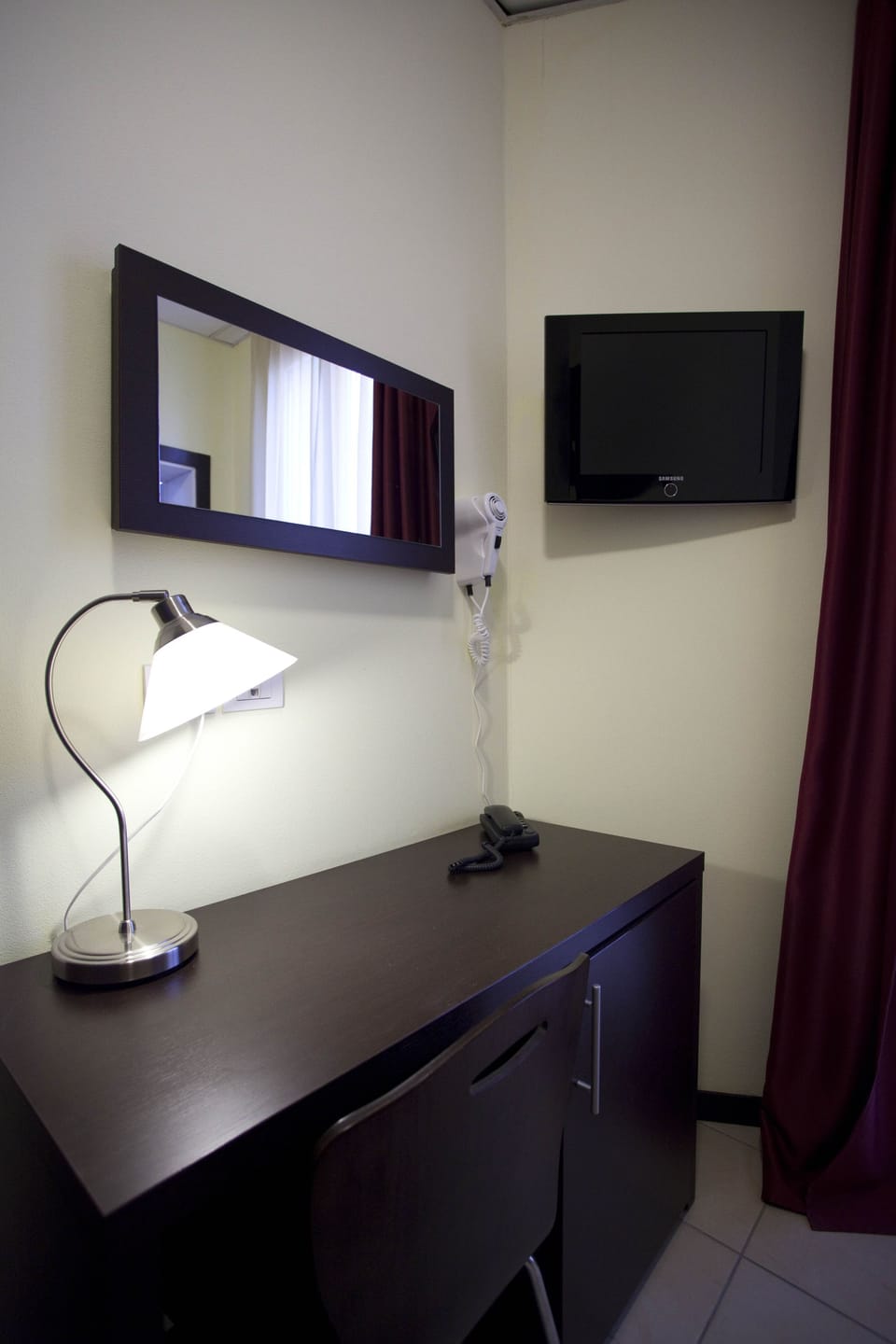 Room amenity