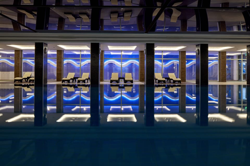 Couples treatment rooms, body treatments, body scrubs, facials