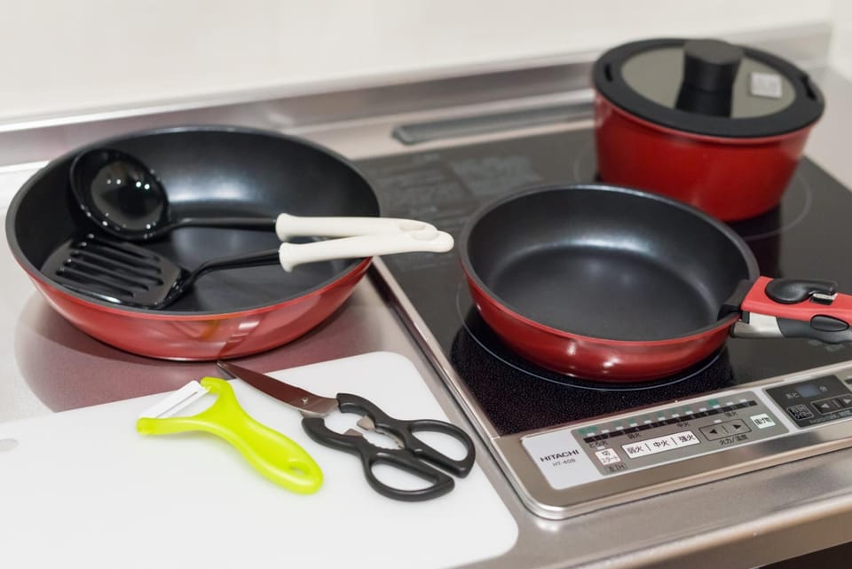Fridge, microwave, stovetop, electric kettle
