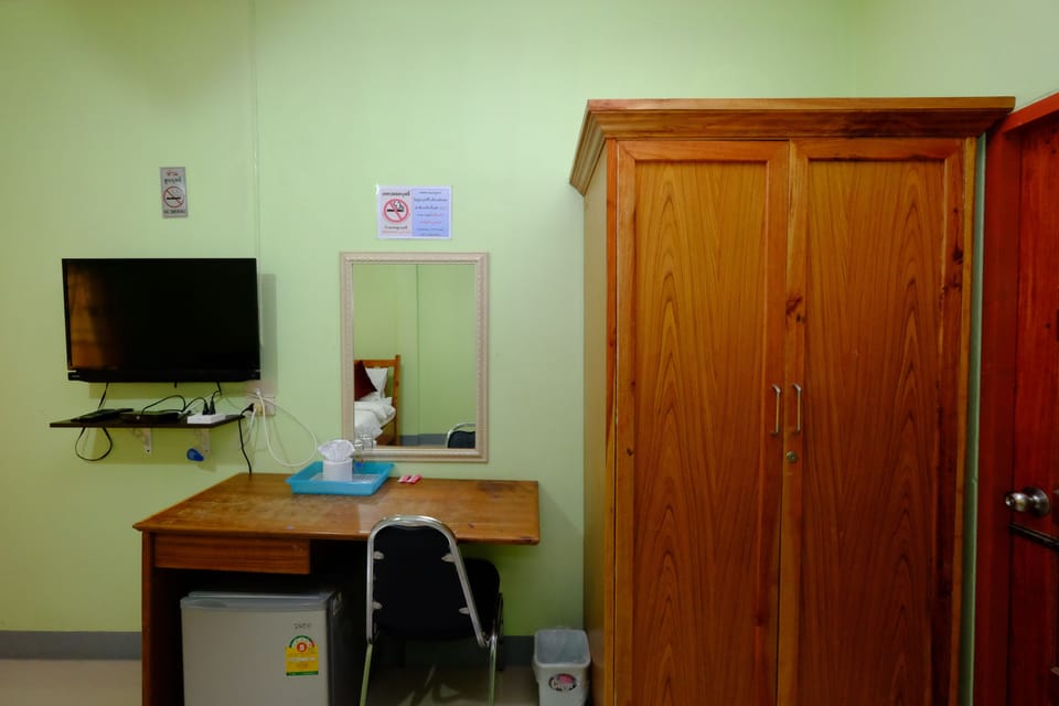 Standard Double Room | Room amenity