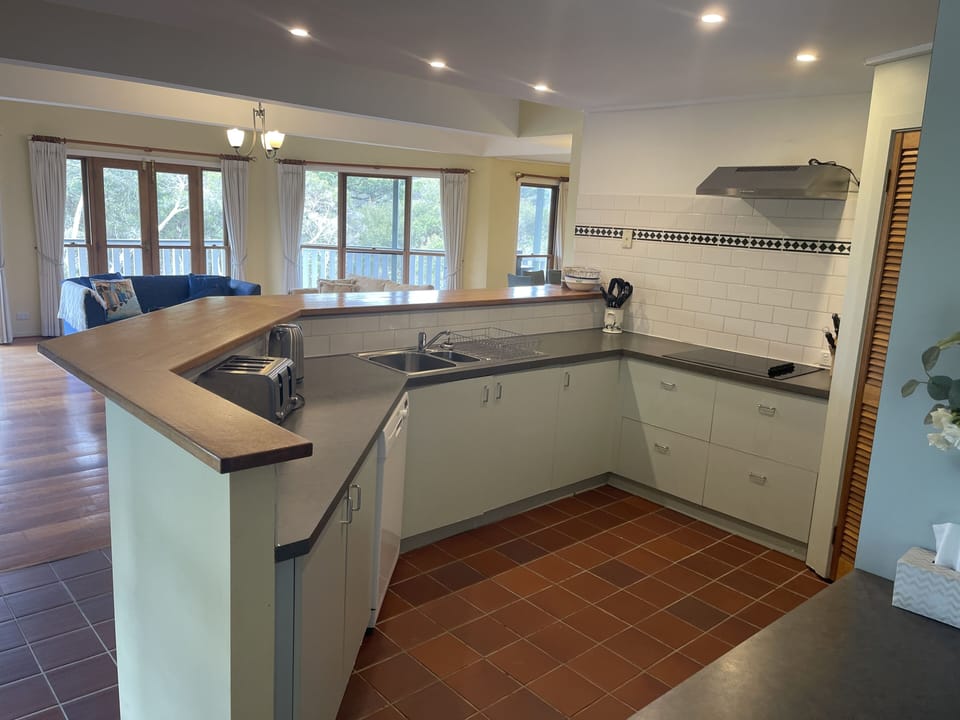 Well appointed Kitchen with dishwasher, oven & microwave.