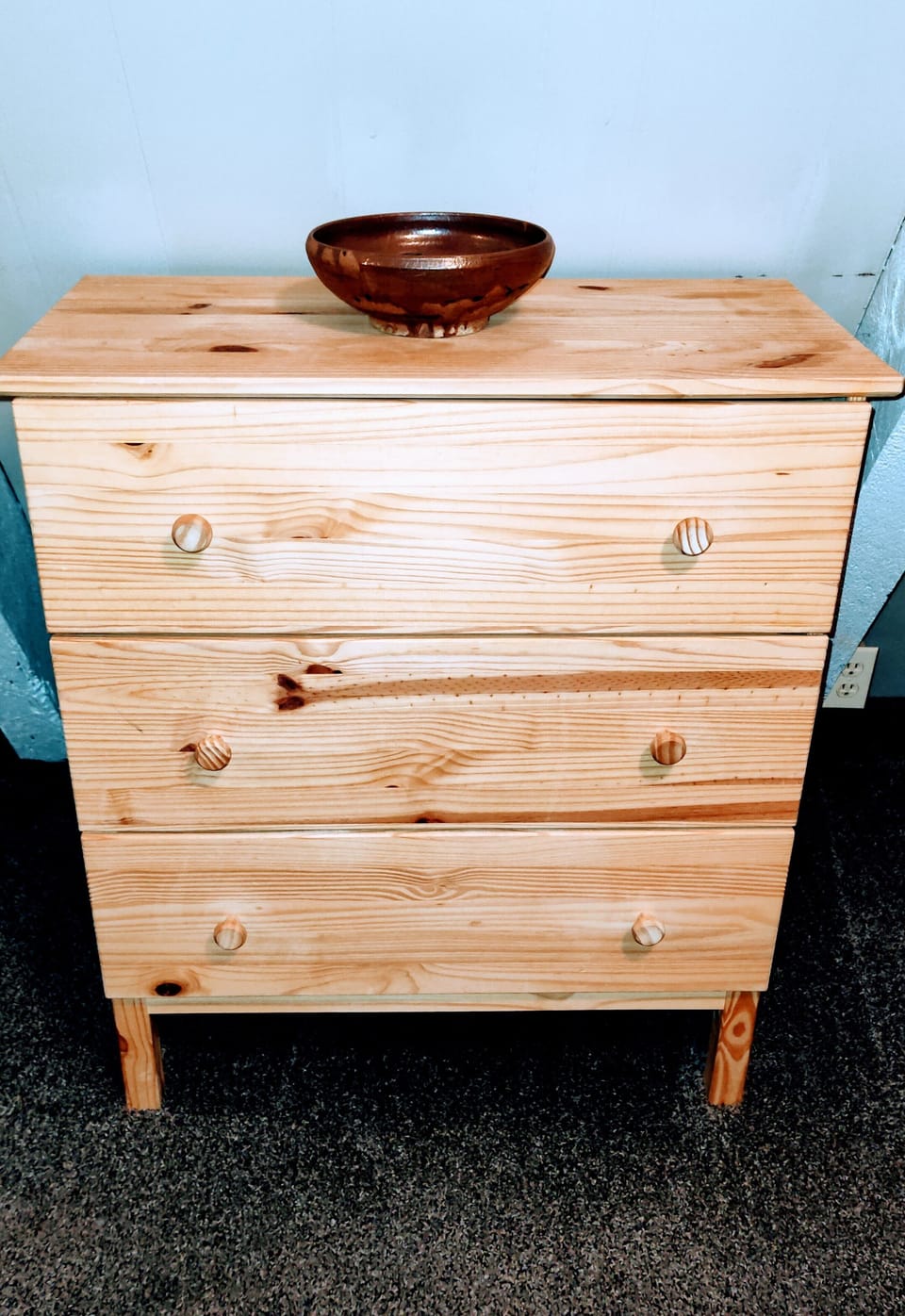  loft area 1 dresser