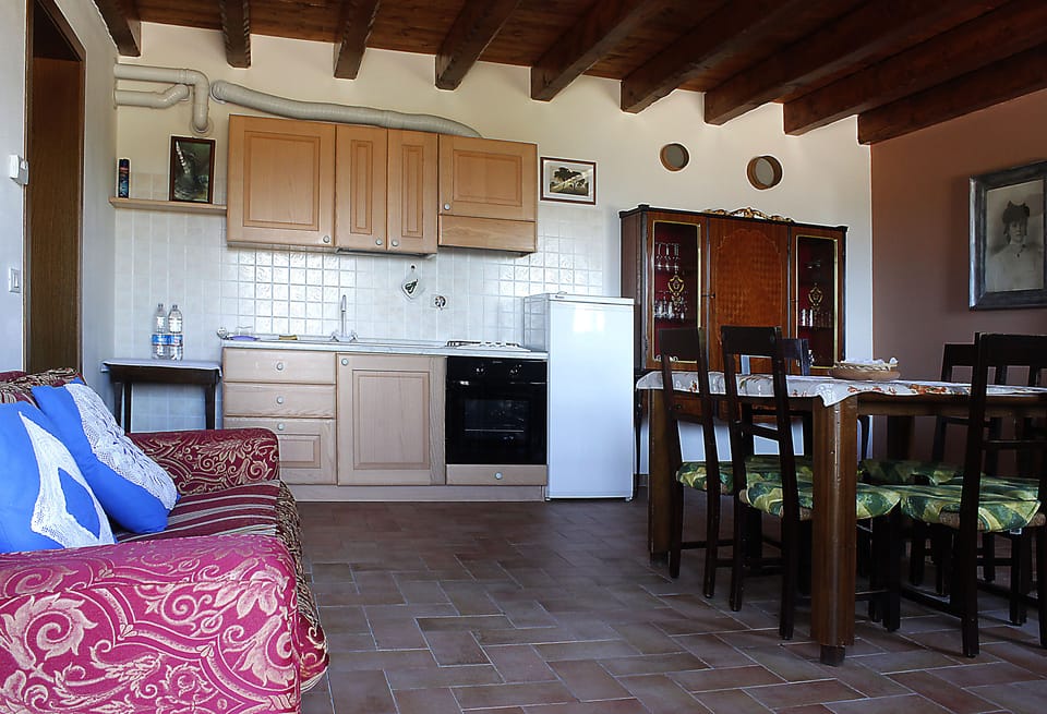 Apartment, 1 Bedroom, Ground Floor (Apt 8) | Living area | Flat-screen TV