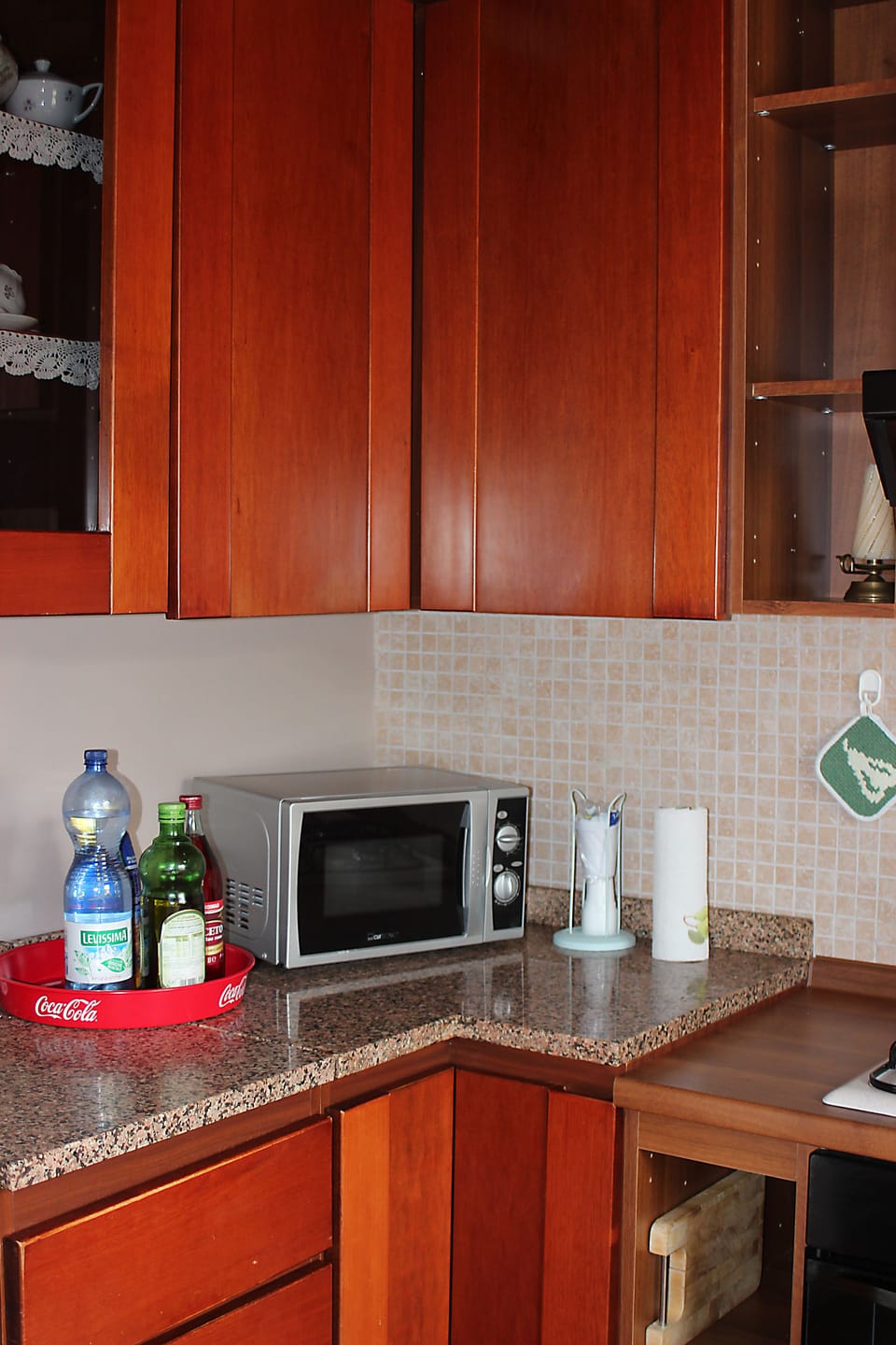 Comfort Apartment, 2 Bedrooms, Mezzanine (Apt 4) | Private kitchen | Full-size fridge, oven, stovetop, coffee/tea maker