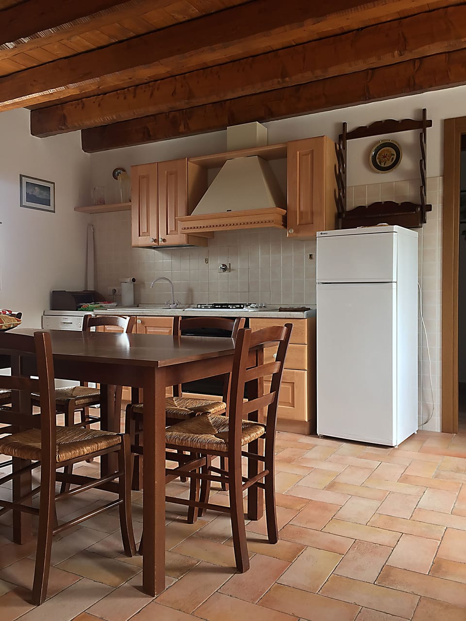 Duplex, 2 Bedrooms (Apt 3) | Private kitchen | Full-size fridge, oven, stovetop, coffee/tea maker