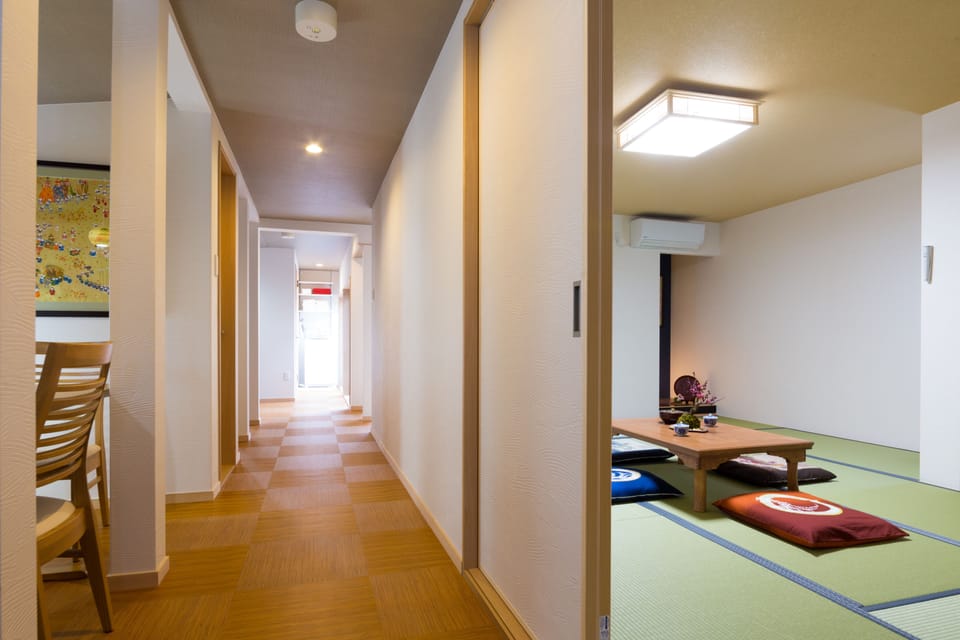 Family Room | Living area | Flat-screen TV