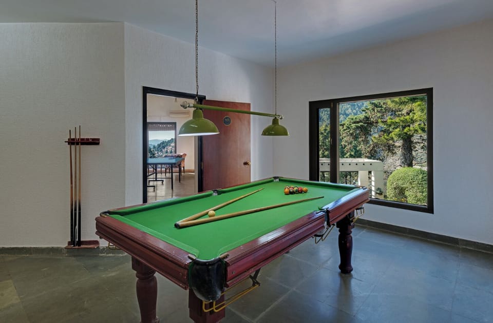 8fold-Pinecrest By LaRiSa, Bhimtal Hotel in Uttarakhand