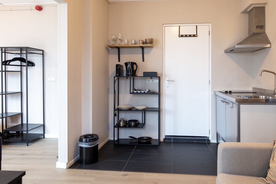 Superior Apartment | Private kitchen | Fridge, stovetop, coffee/tea maker, electric kettle
