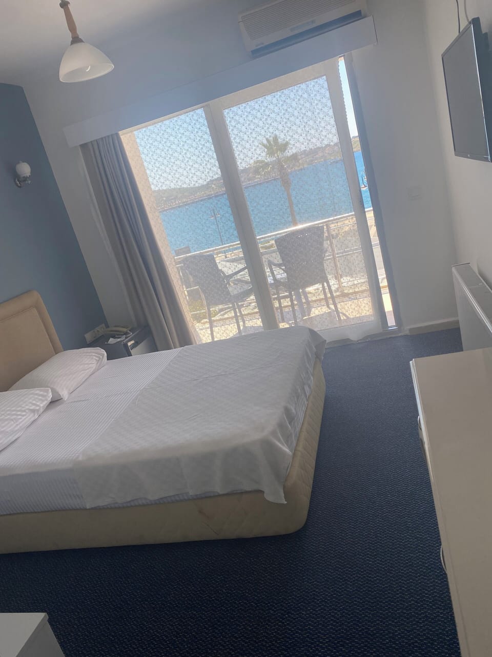 In-room safe, desk, iron/ironing board (on request), bed sheets