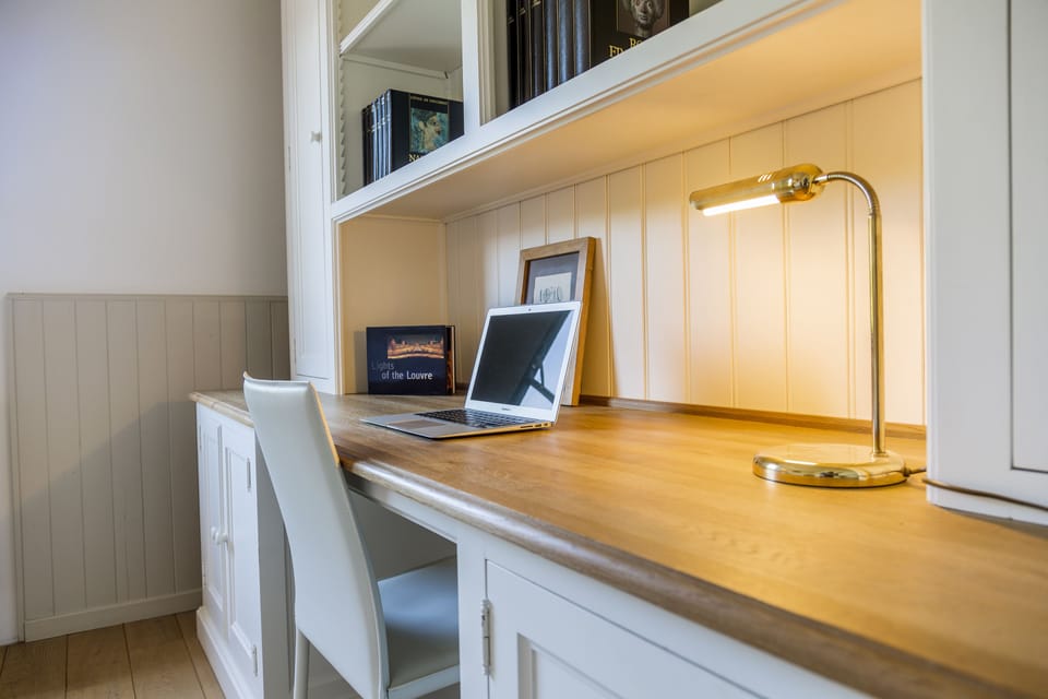 Apartment | 2 bedrooms, desk, blackout drapes, free WiFi