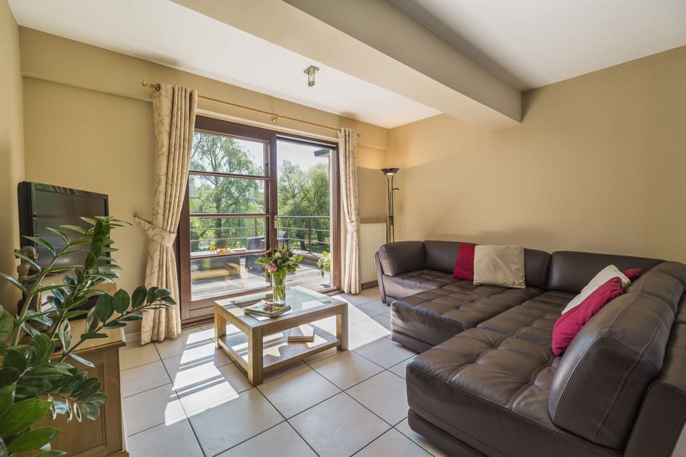Apartment | 2 bedrooms, desk, blackout drapes, free WiFi