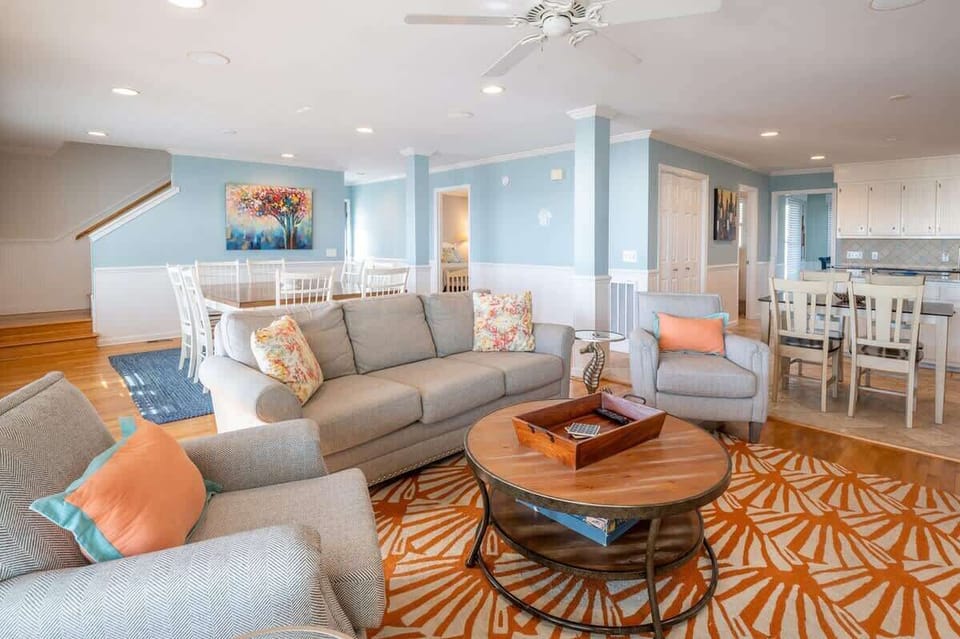 Bright Open Living Area
