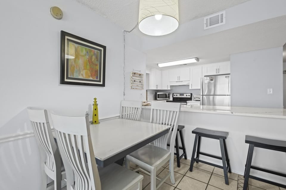 Condo, 2 Bedrooms | Private kitchen | Coffee/tea maker, fridge, microwave, oven