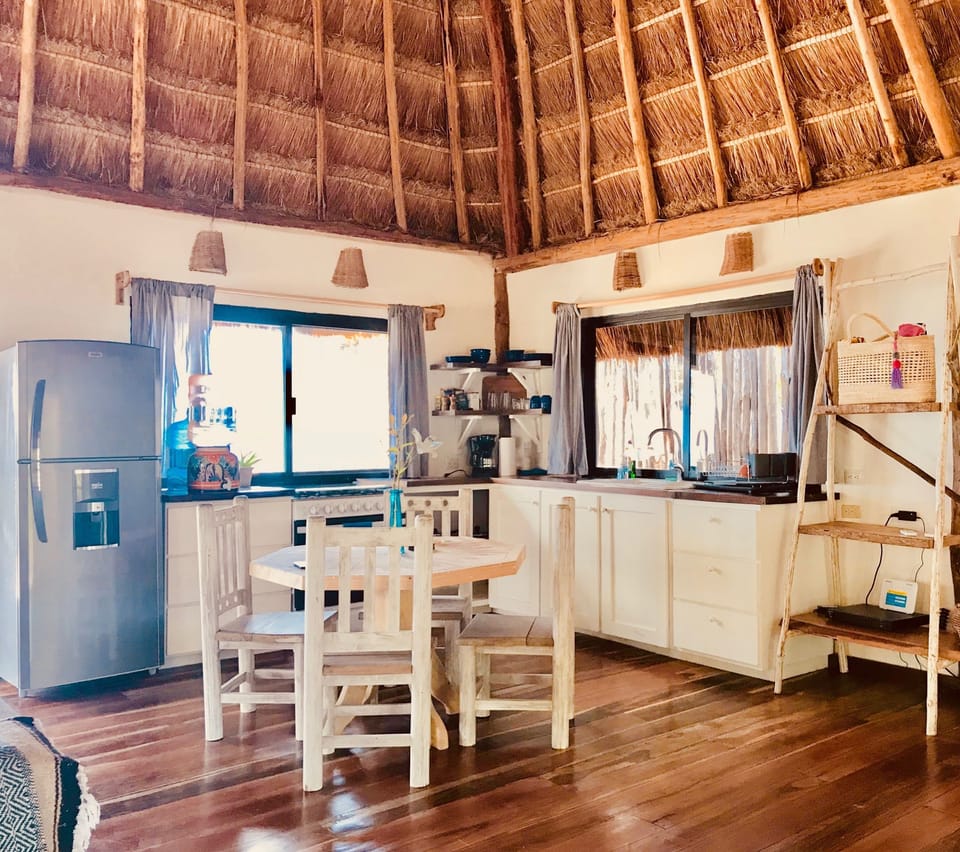 Deluxe Studio Suite, 1 King Bed, Kitchen, Ocean View | Private kitchen | Fridge, microwave, oven, stovetop