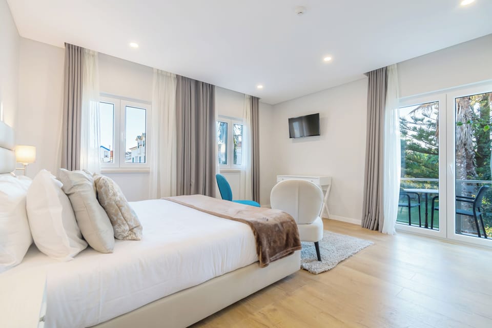 Superior Room (Super King Size) | Blackout drapes, free WiFi, bed sheets