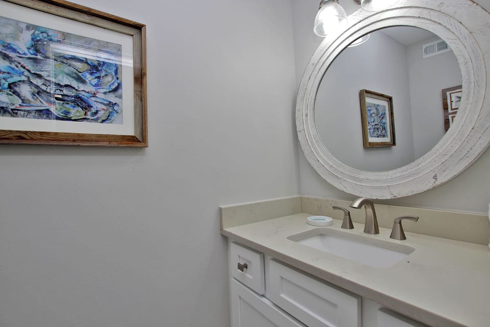 Summerhouse West 207B Powder Room Half Bath (1st Level)