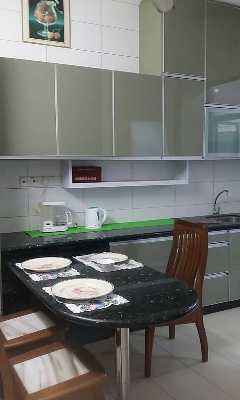 House, 4 Bedrooms | Private kitchenette | Full-size fridge, microwave, oven, stovetop
