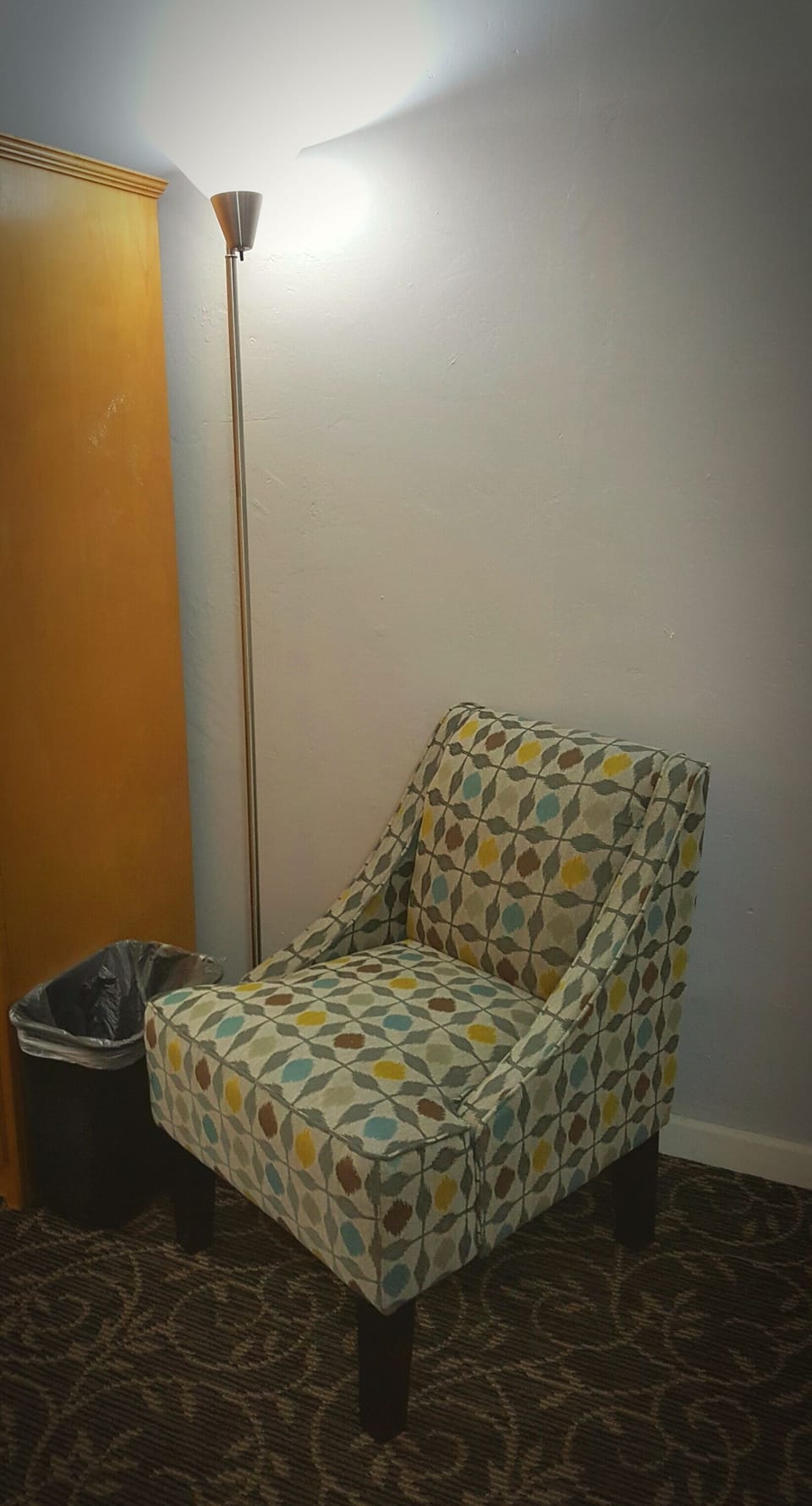 Deluxe Double Room | Living area | TV