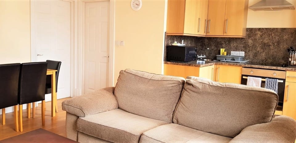 Family Suite | Living area | Flat-screen TV