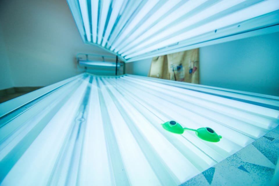 Sauna, hot tub, steam room, body treatments, 1 treatment room, massages