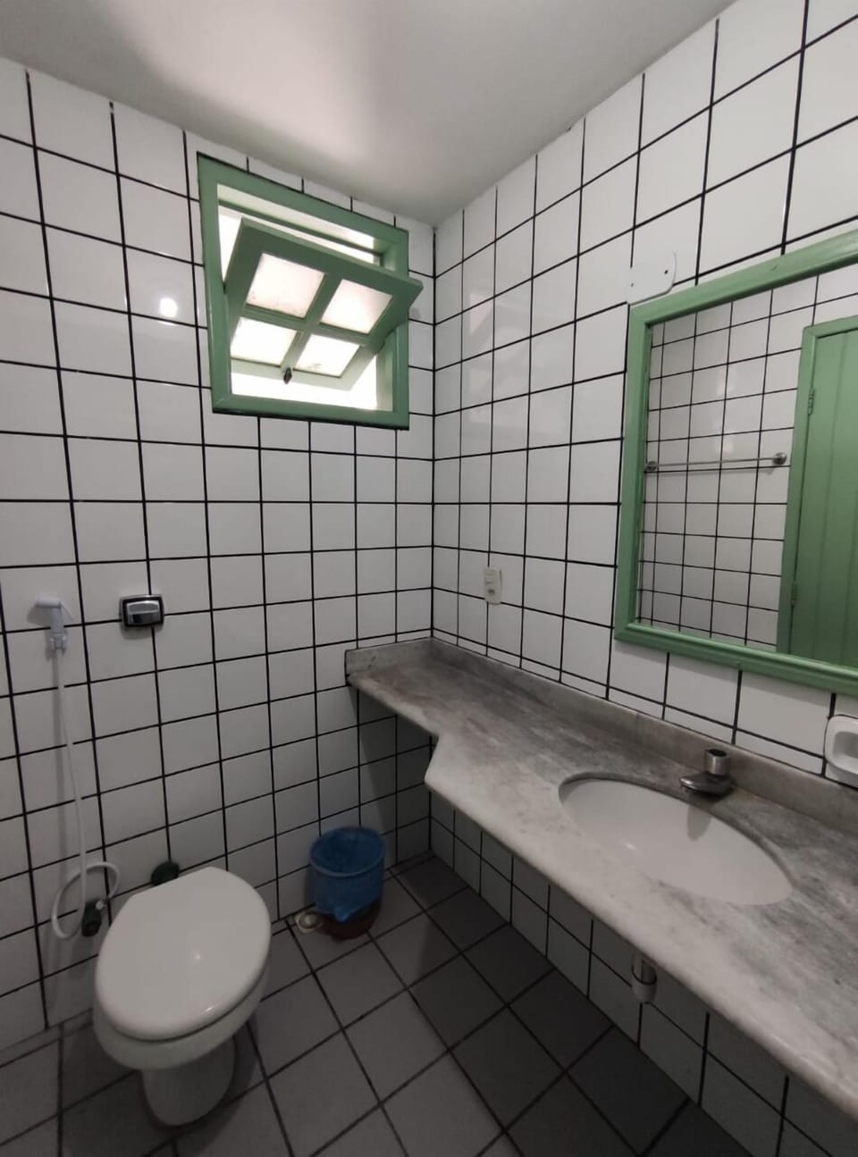 Shower, free toiletries, towels, soap
