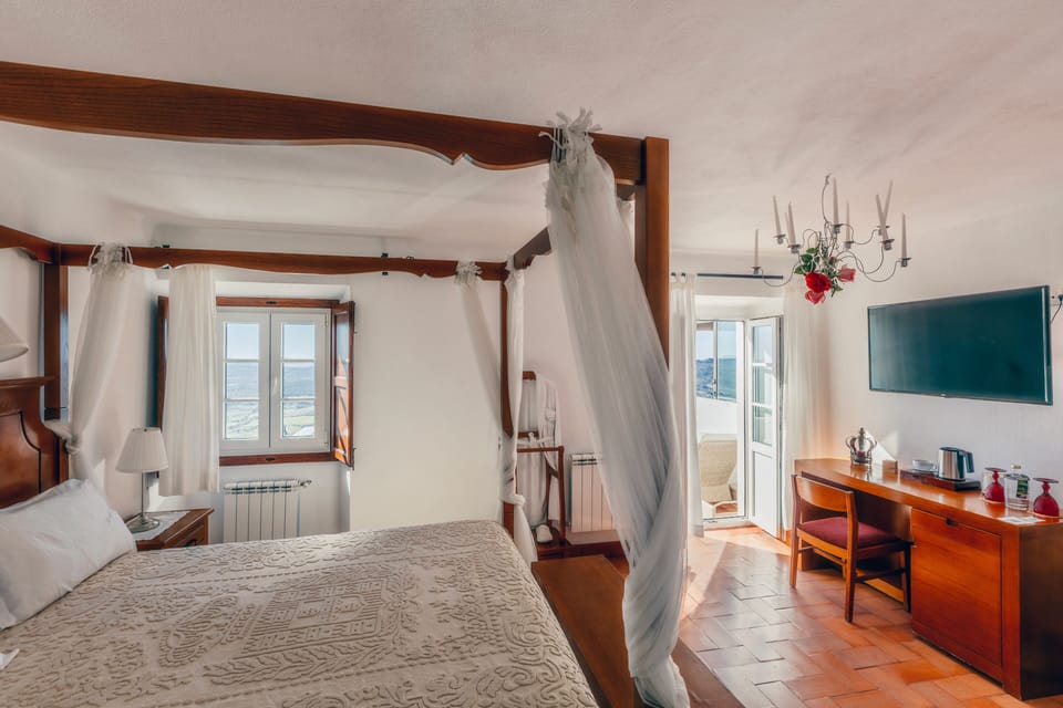 Superior Double Room, Terrace | 1 bedroom, premium bedding, minibar, in-room safe
