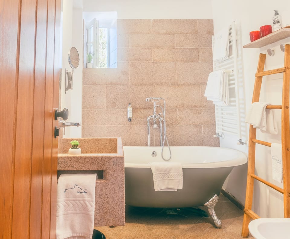 Superior Double Room, Terrace | 1 bedroom, premium bedding, minibar, in-room safe