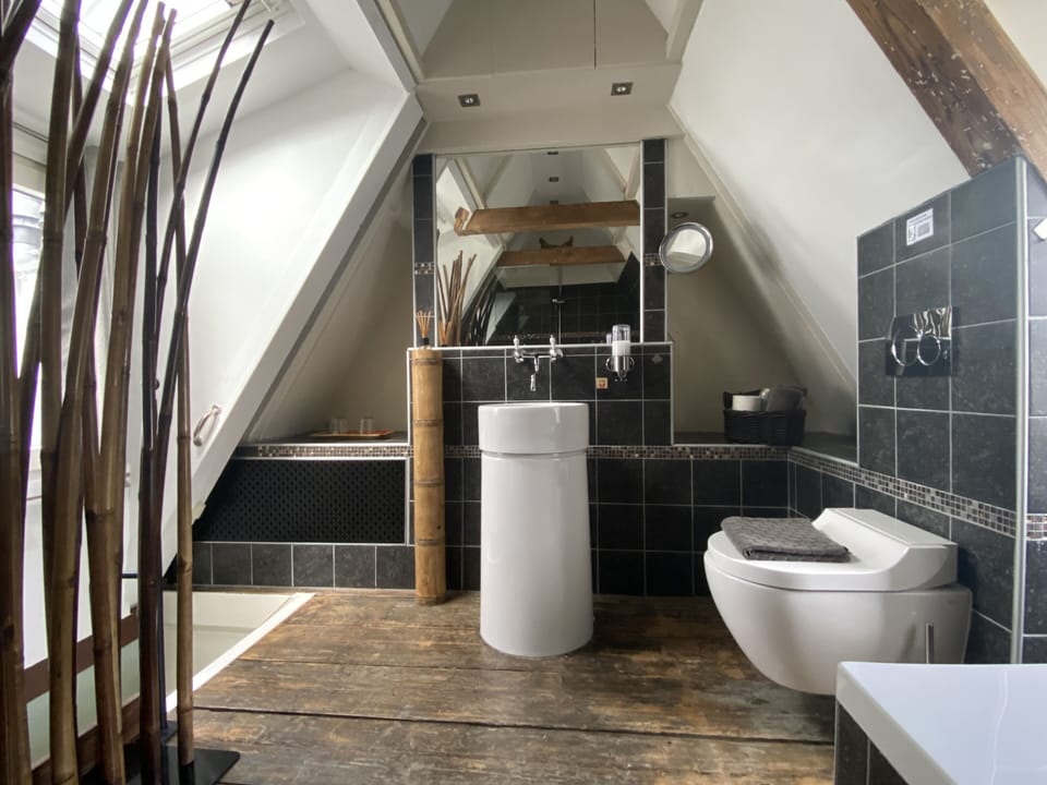 Barangay Boutique Guesthouse Bed and Breakfast in Amsterdam