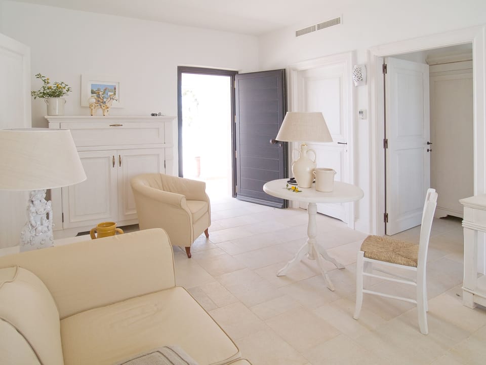 Suite | Premium bedding, minibar, in-room safe, desk