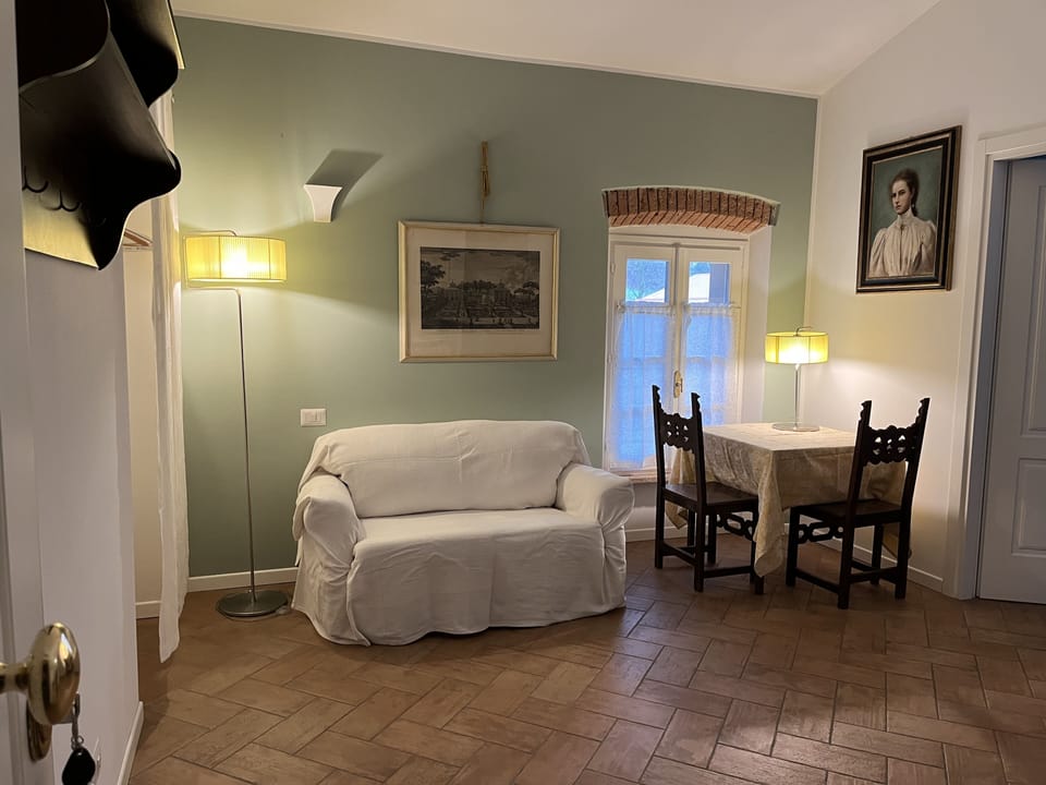 Double Room | Individually decorated, individually furnished, desk, free WiFi