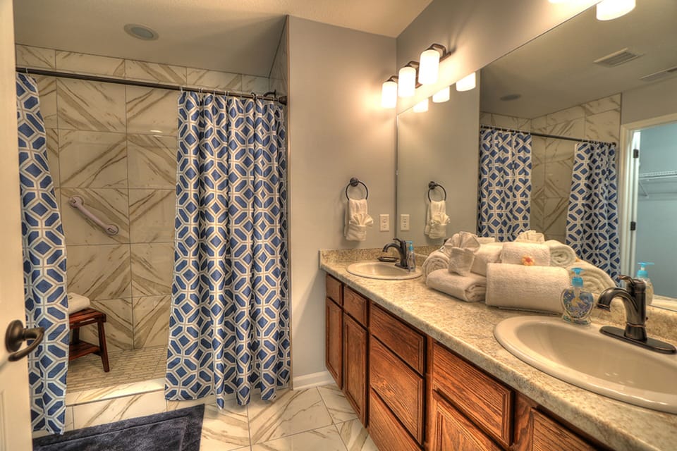 Master Bath