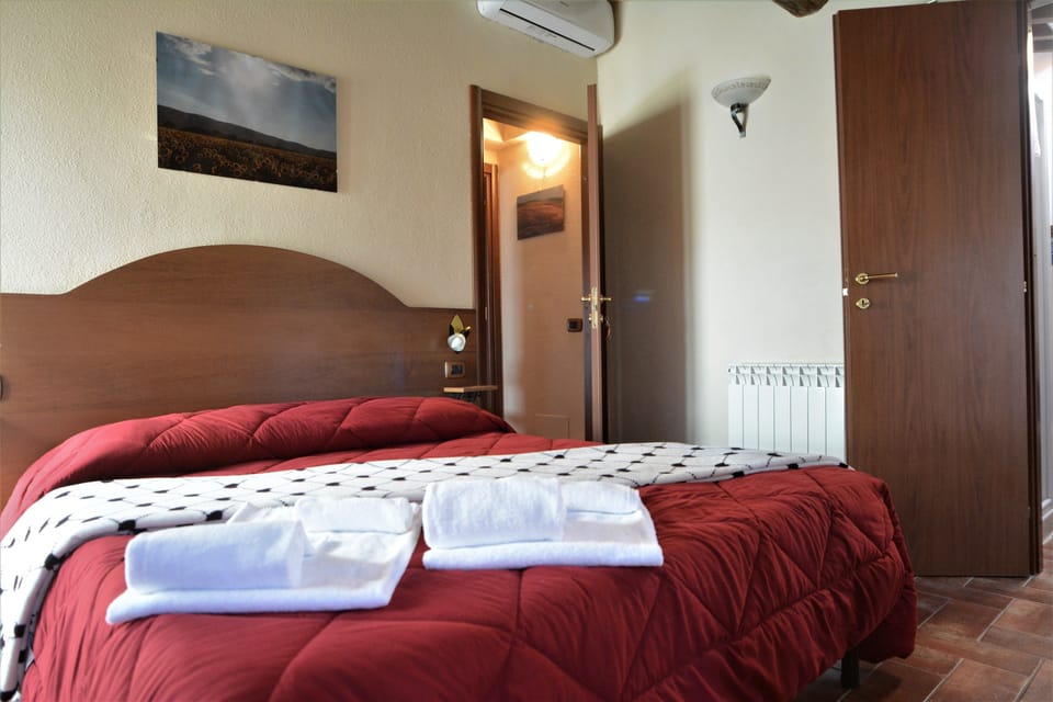 Double Room, Terrace | Premium bedding, cribs (free), rollaway beds (surcharge), WiFi (free)