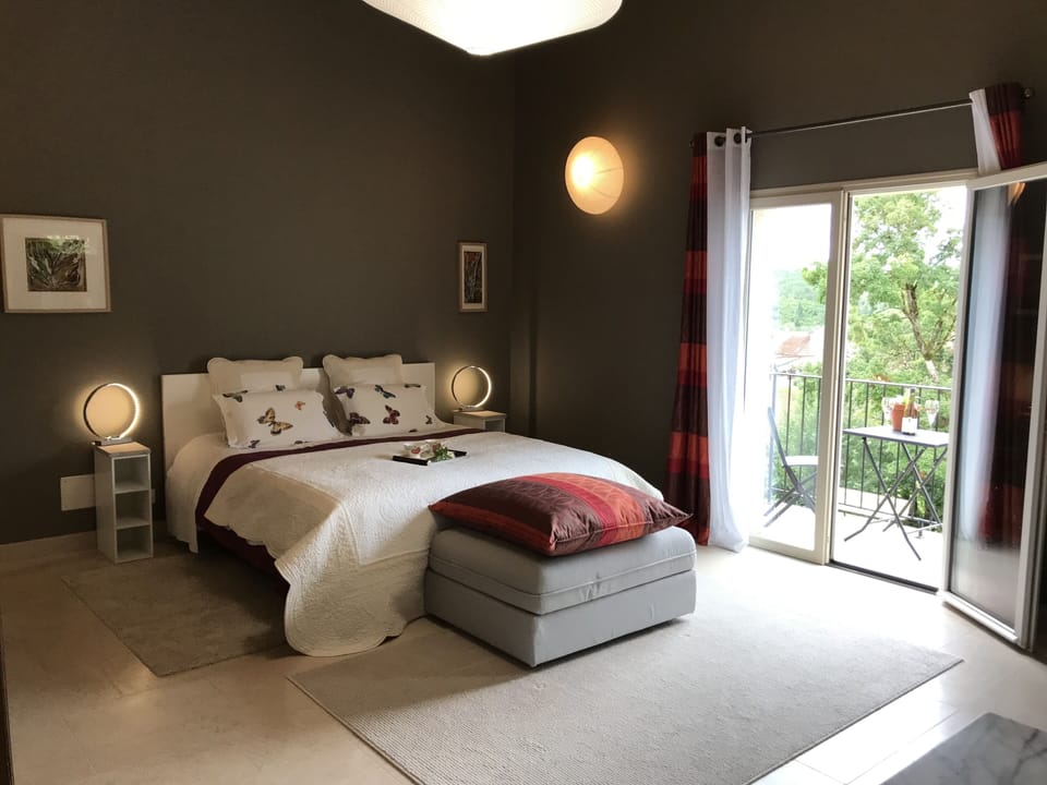 Suite (La Grimaldienne) | Down comforters, pillowtop beds, minibar, individually decorated