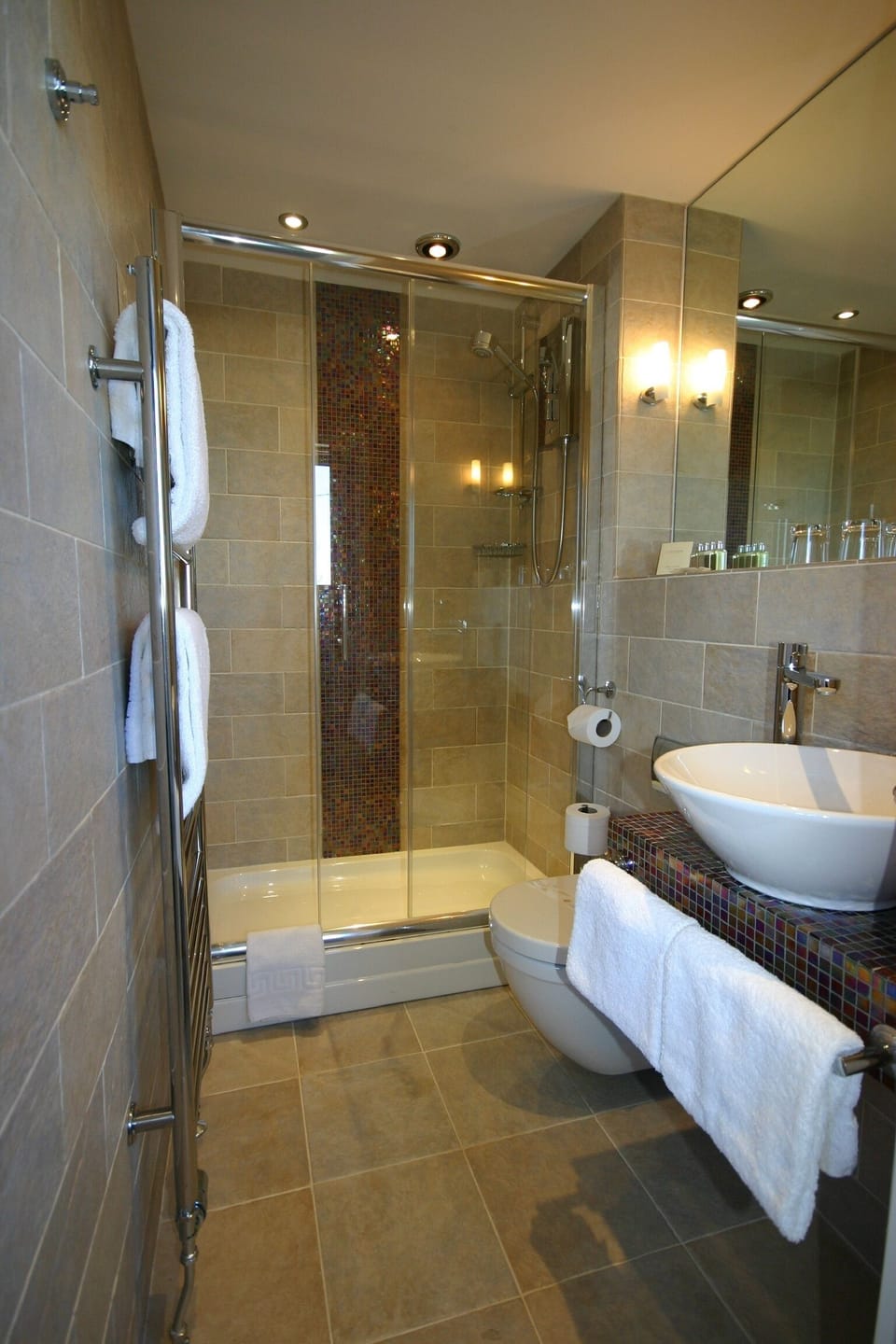 Double Room, Ensuite | Bathroom | Shower, designer toiletries, hair dryer, bathrobes