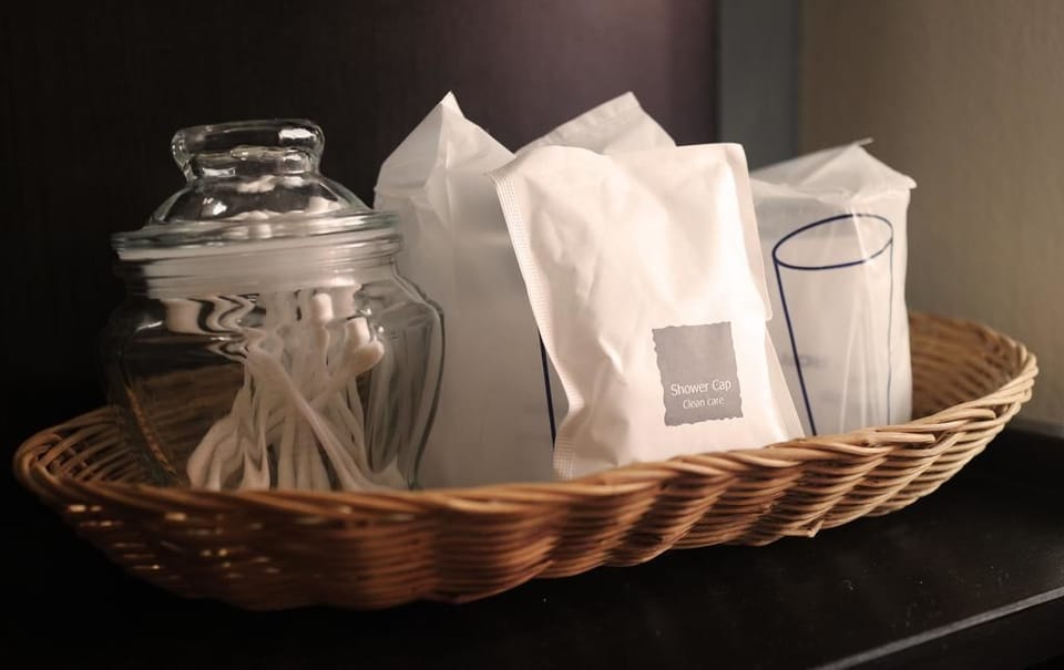 Deluxe Quadruple Room | Bathroom amenities | Shower, free toiletries, hair dryer, bathrobes
