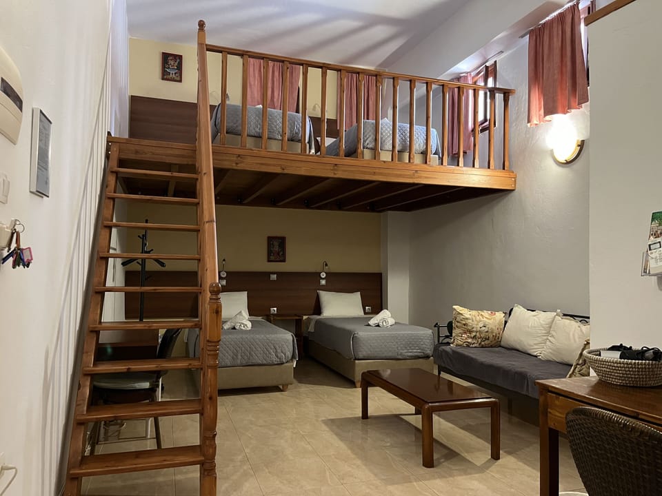 Basic Quadruple Room, Multiple Beds, Non Smoking | Desk, soundproofing, iron/ironing board, free WiFi