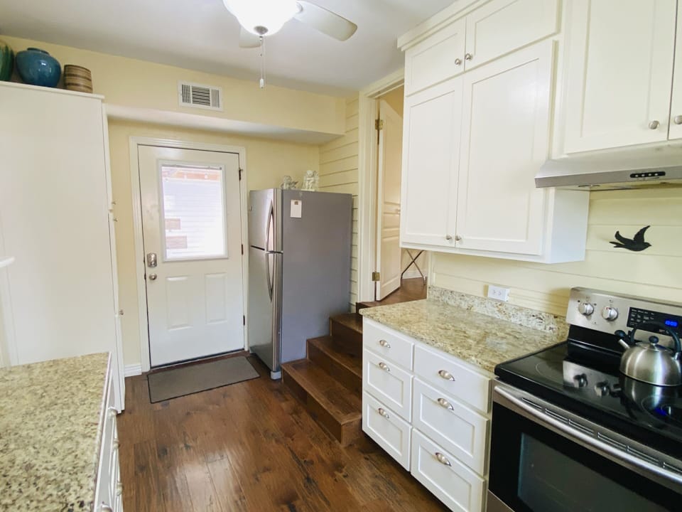 Microwave, coffee/tea maker, ice maker, paper towels