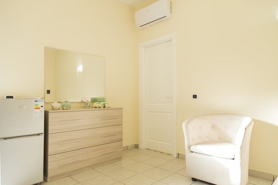 Economy Double Room (Corallo) | 1 bedroom, cribs/infant beds, free WiFi, bed sheets
