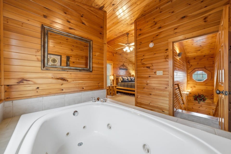 Jacuzzi tub.