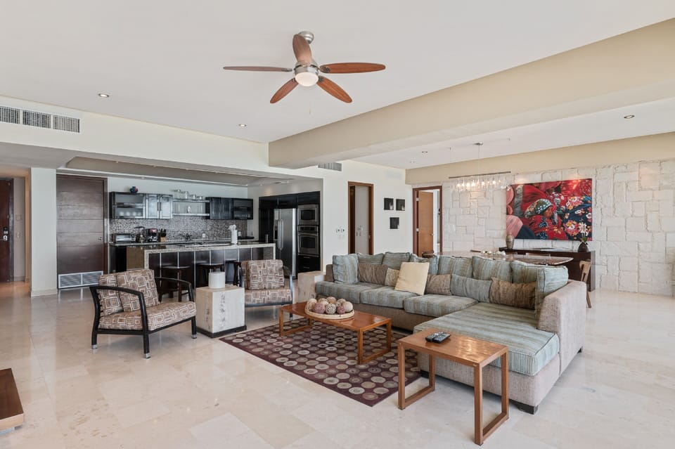 Condo | Living area | Flat-screen TV, DVD player