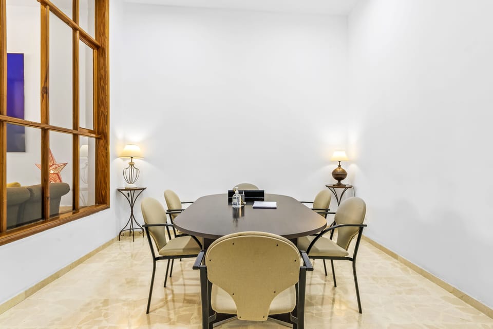 Meeting facility
