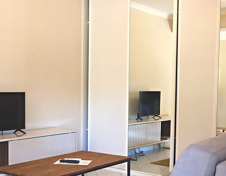 Apartment, 1 Bedroom | 1 bedroom, iron/ironing board, free WiFi, bed sheets
