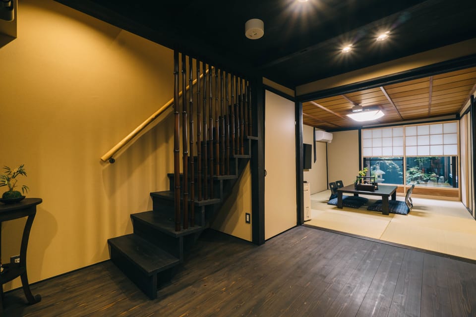 Private Vacation Home | Living area | Flat-screen TV