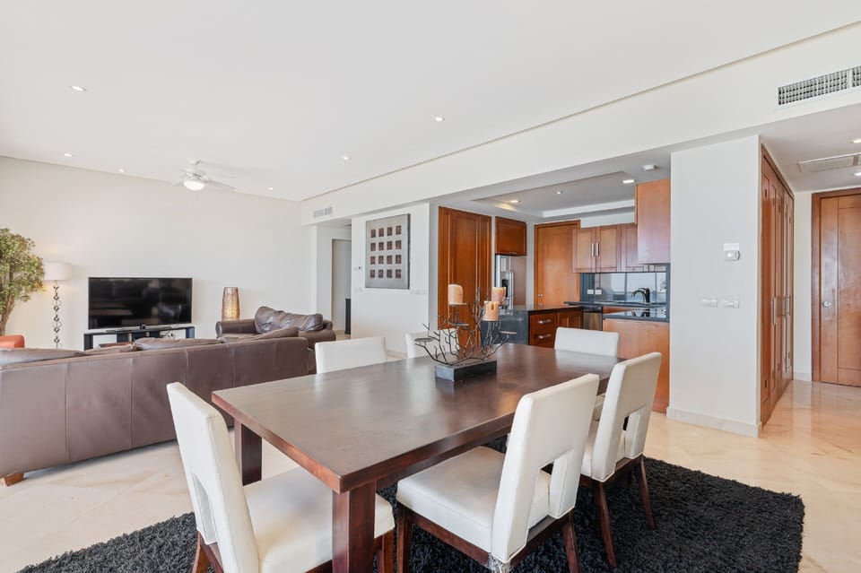 Condo | Living area | Flat-screen TV, DVD player