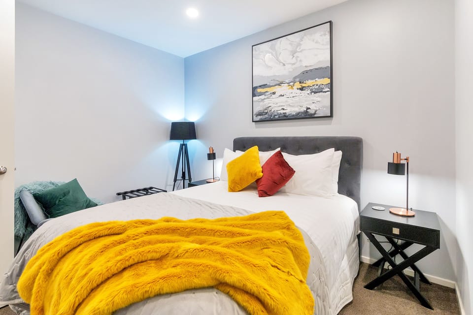 Superior Apartment, 1 Queen Bed | 1 bedroom, premium bedding, laptop workspace, soundproofing