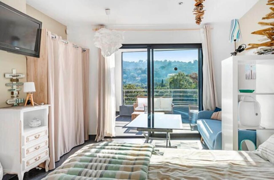 Family Suite | 5 bedrooms, individually decorated, individually furnished
