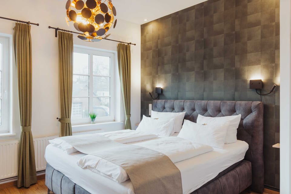 Double Room | Desk, laptop workspace, free WiFi, bed sheets