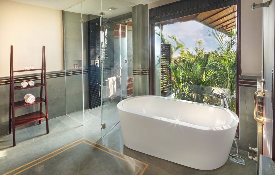 Premium Villa, Private Pool, Lake View | Bathroom | Designer toiletries, hair dryer, bathrobes, slippers
