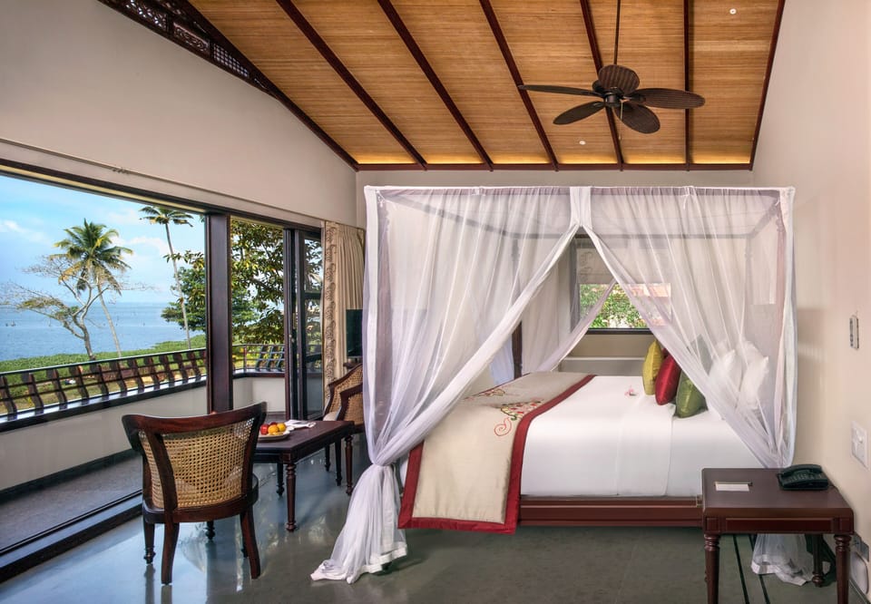 Superior Villa, Lake View | Egyptian cotton sheets, premium bedding, memory foam beds, minibar