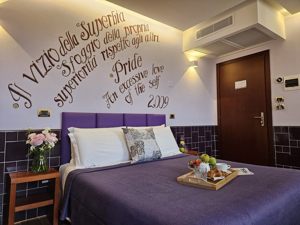 Double Room, Jetted Tub | Minibar, in-room safe, individually furnished, desk